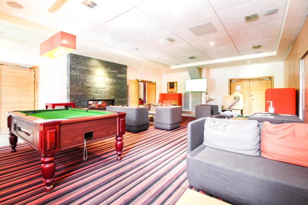 South Facing 2-Bed Apartment With Fireplace, Terrasses Deos Флен Экстерьер фото